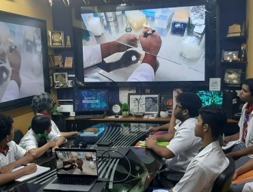 Students of PM SHRI KV IIT POWAI at IIT Bombay Bioscience Department