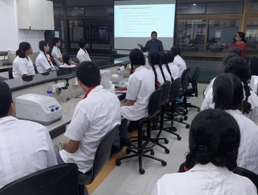 Exposure Visit to the Bioscience and proteomics Labs IITB