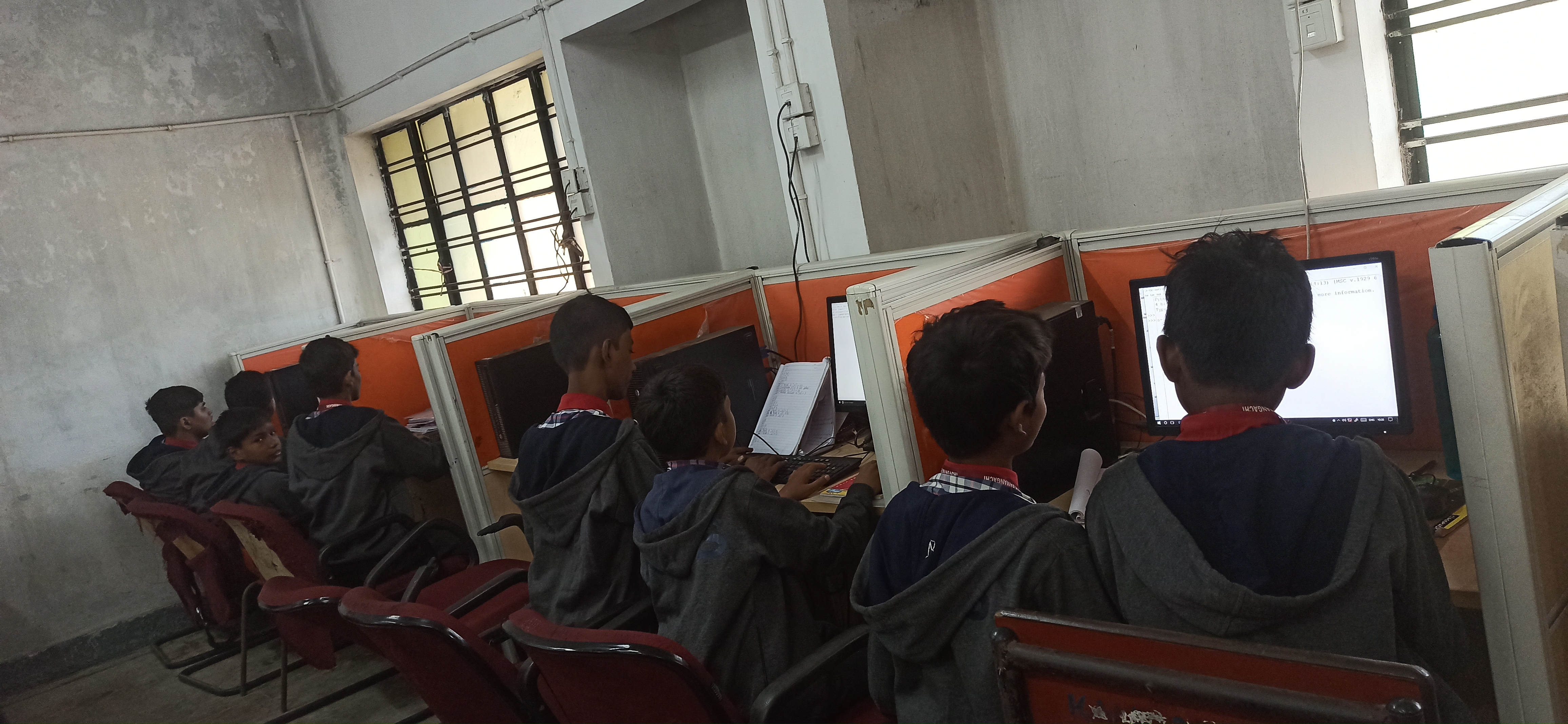 आईसीटी क्लासरूम