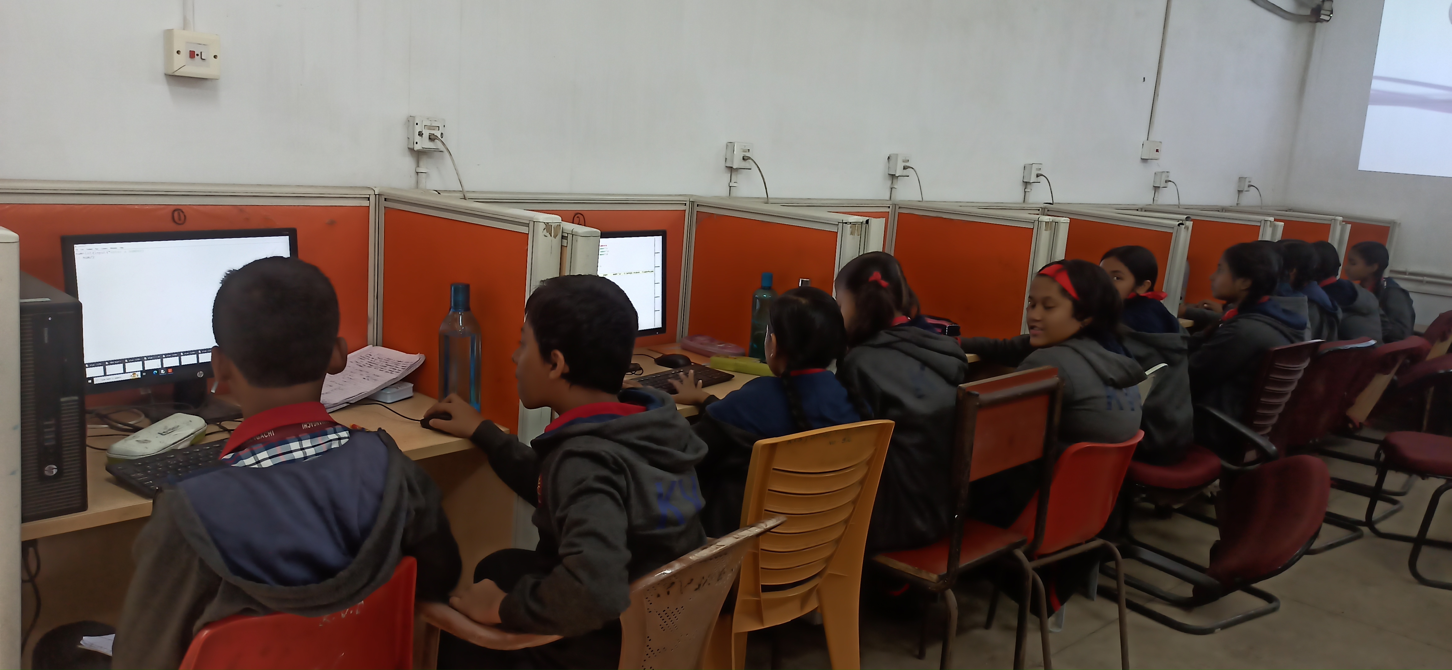 आईसीटी क्लासरूम