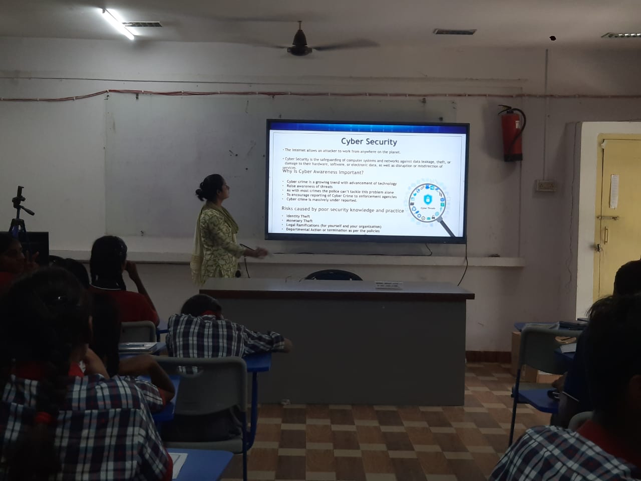 DIGITAL LANGUAGE LAB