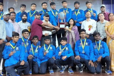 HANDBALL UNDER-17 BOYS WON THE SILVER