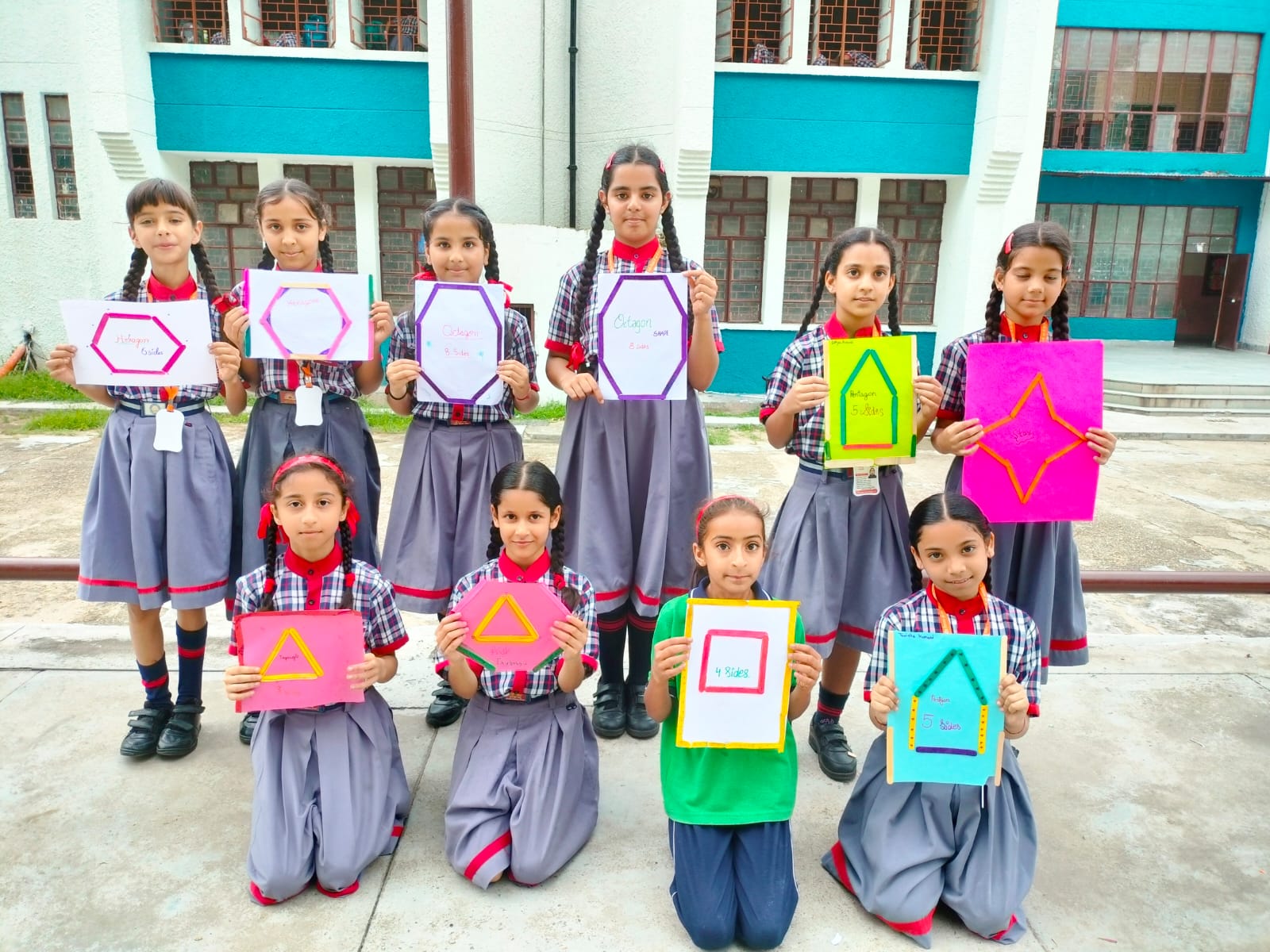 Students learning about Shapes under FLN