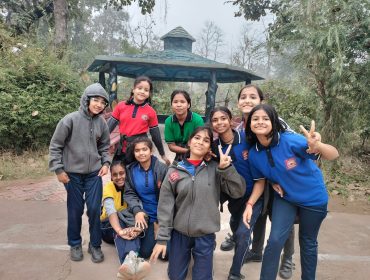 शैक्षणिक भ्रमण मुकुंदपुर