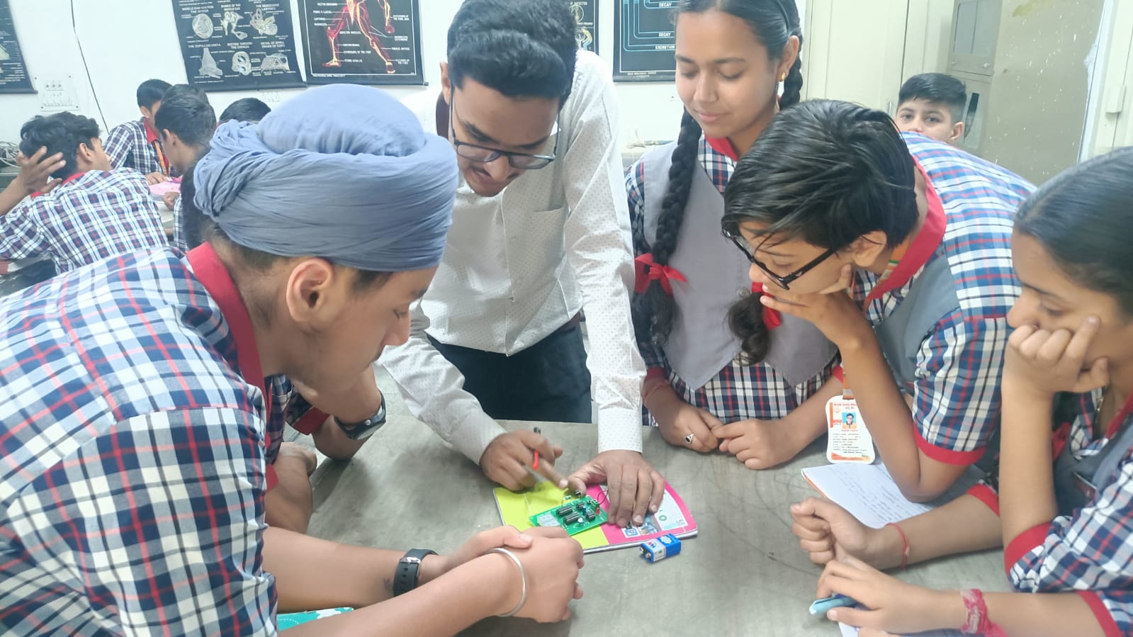 अटल टिंकरिंग लैब