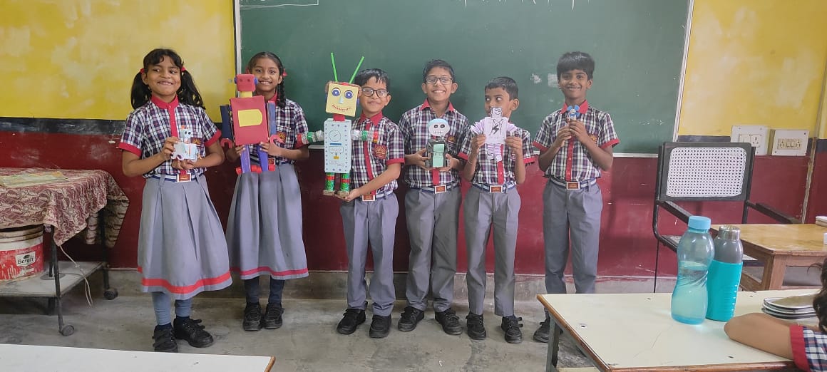 मजेदार दिन