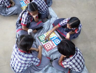 इनडोर गेम्स