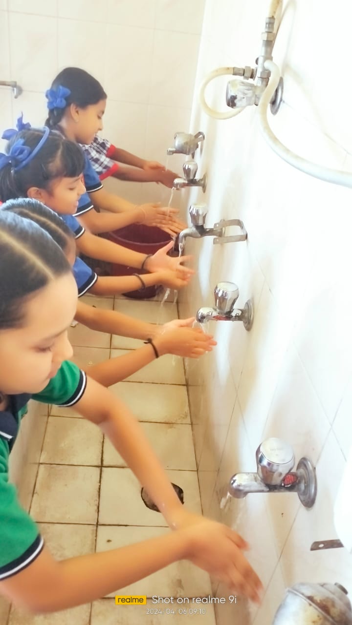 मजेदार दिन