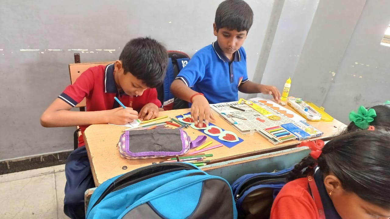 मजेदार दिन