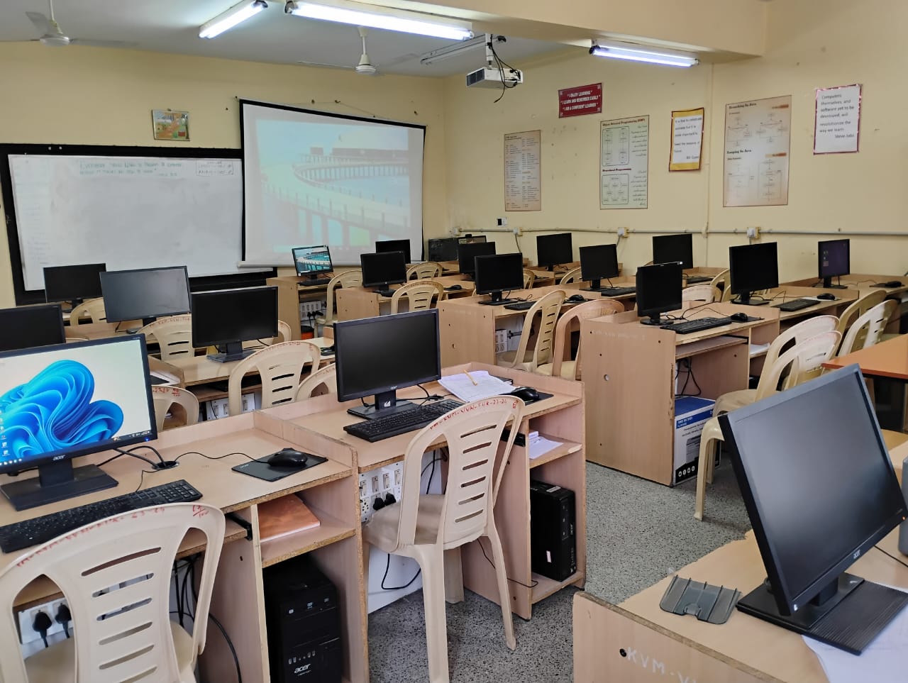 WhatsApp Image 2025-01-31 at 8.07.22 PM