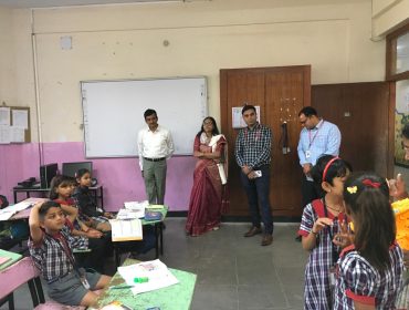 ए डी सी और डी सी का दौरा किया