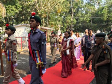 ए डी सी और डी सी का दौरा किया