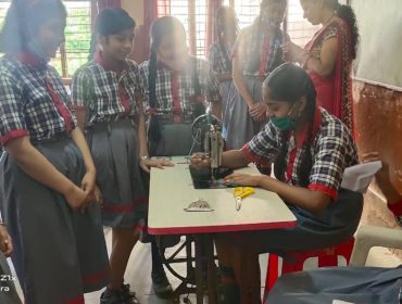 SEWING BY STUDENTS UNDER SKILL EDUCATION