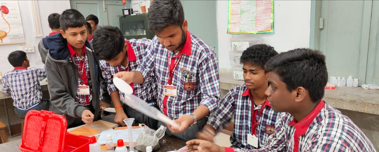 जीवविज्ञान प्रयोगशाला