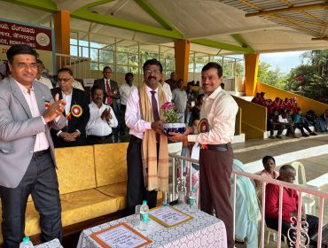 Honouring with flower pots