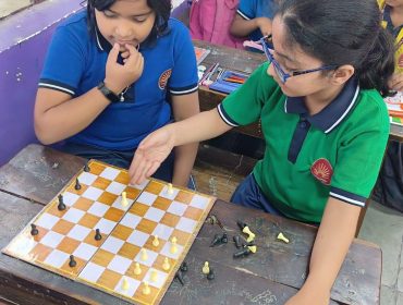 मजेदार दिन