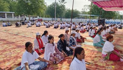 yoga day during activity