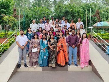 TEACHERS WITH 12 SCIENCE