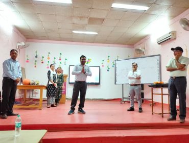 शिक्षकों द्वारा इन हाउस ट्रेनिंग रोल प्ले किया गया