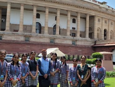 यूथ पार्लियामेंट