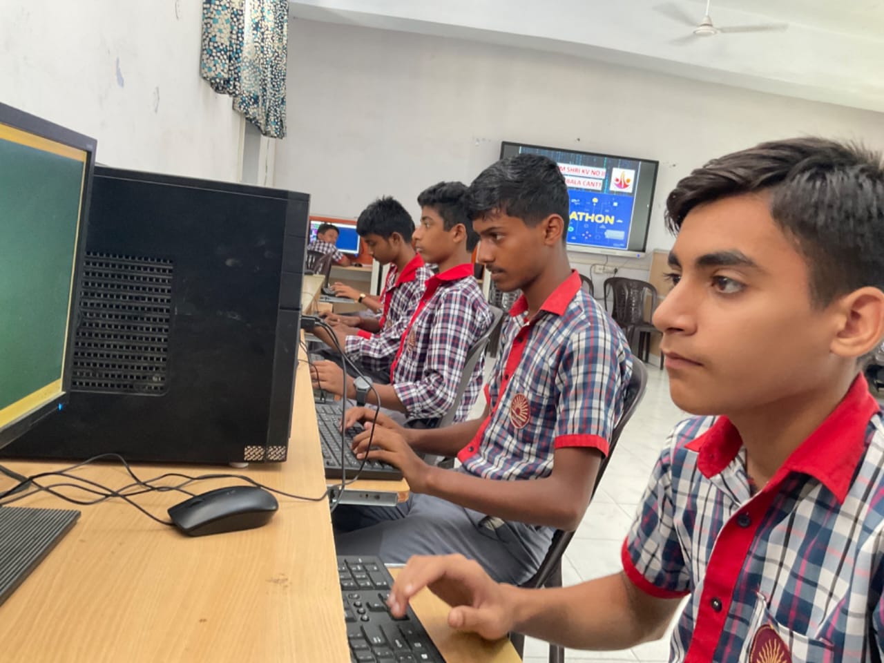 कंप्यूटर लैब एक