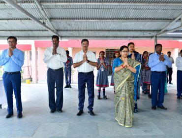 पैनल निरीक्षण दल के सदस्य द्वारा प्रातःकालीन सभा