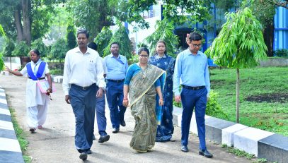 पैनल निरीक्षण दल के सदस्यों का आगमन