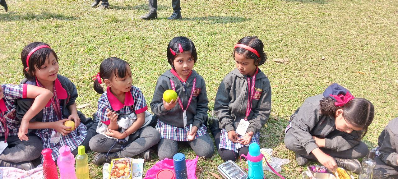 मजेदार दिन