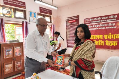 welcome of Mrs Sheetla Patle ji Collector narsinghur to VMC meeting 2025