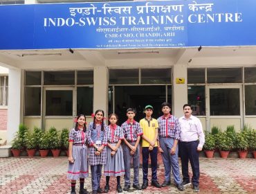 ONE DAY SCIENTIST TEAM1