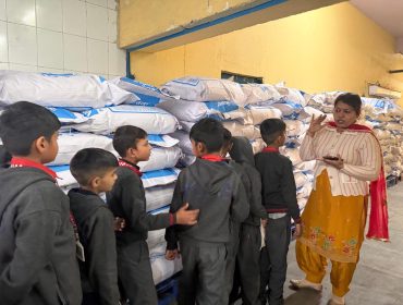 कक्षा 3 से 5 तक के विद्यार्थियों का क्षेत्र भ्रमण (वेरखा दुग्ध संयंत्र, गुरदासपुर)