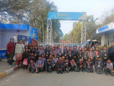 कक्षा 3 से 5 तक के विद्यार्थियों का क्षेत्र भ्रमण (वेरखा दुग्ध संयंत्र, गुरदासपुर)