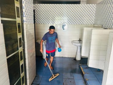 प्रशाधन कक्ष स्वच्छता