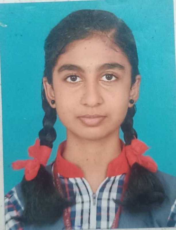 बी डेफ़नी स्वीटलीन