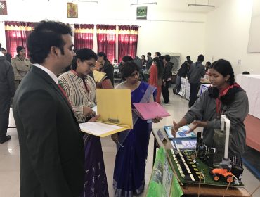 बाल वैज्ञानिक प्रदर्शनी