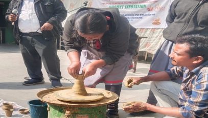 कौशल शिक्षा मिट्टी के बर्तनों