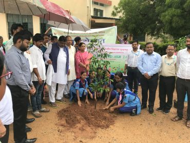 Plantation Drive Ek Ped Ma Ke Naam