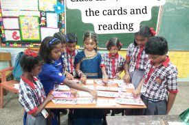 CHOOSING THE CARDS AND READING