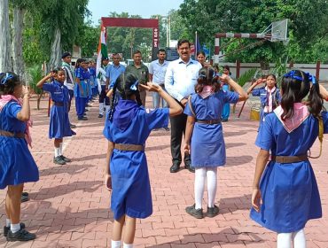स्काउट और गाइड