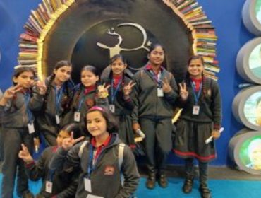 HAPPY ON EDUCATION EXCURSION