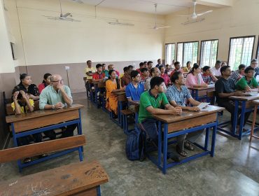 अभिभावक शिक्षक बैठक