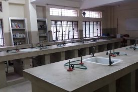 Image Showing: Chemistry Lab