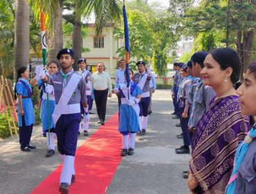 Scouts and Guides in Welcome