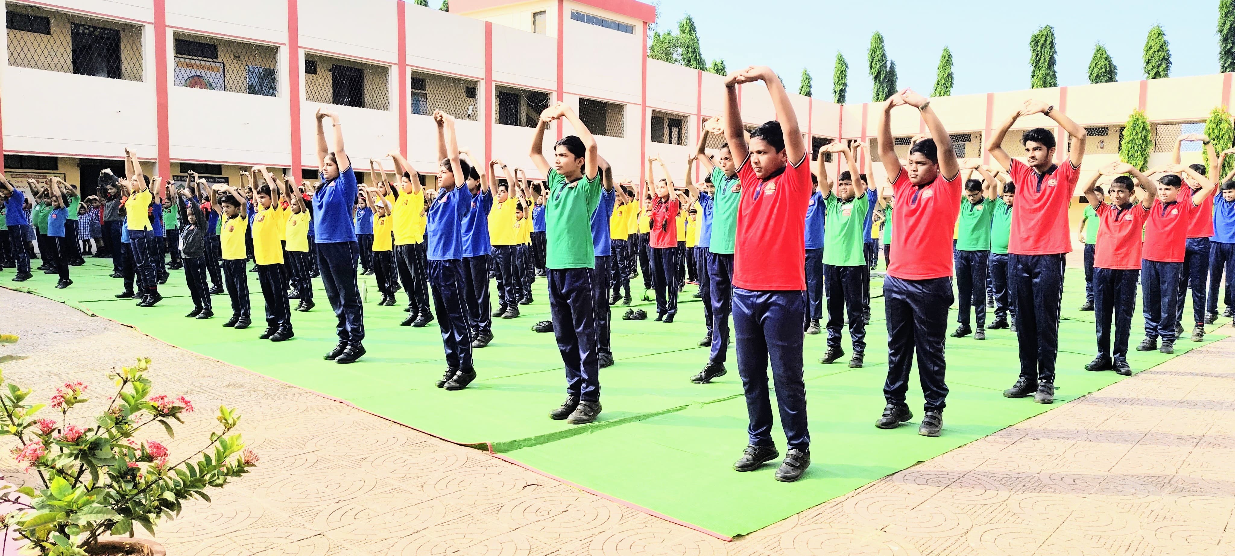 YOGA DAY UP