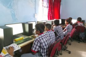 practical classes in school ict lab