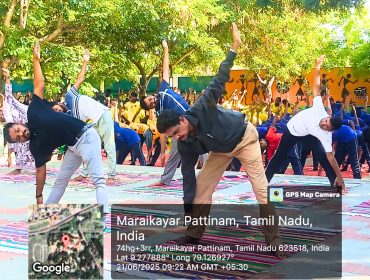Yoga demo by teachers