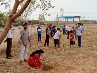 विश्व पर्यावरण दिवस पर वृक्षारोपण