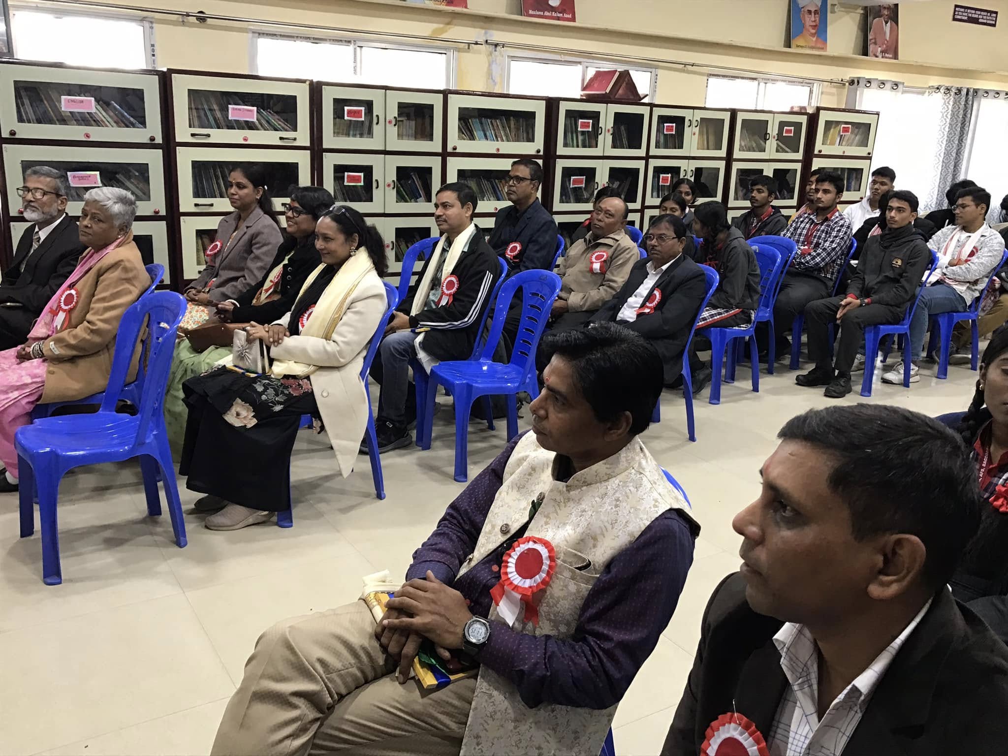 DISCUSSION WITH ALUMNI