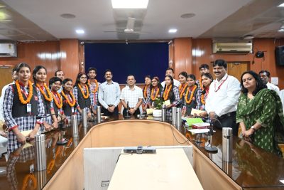 Students of class-X honoured by DM Janjgir