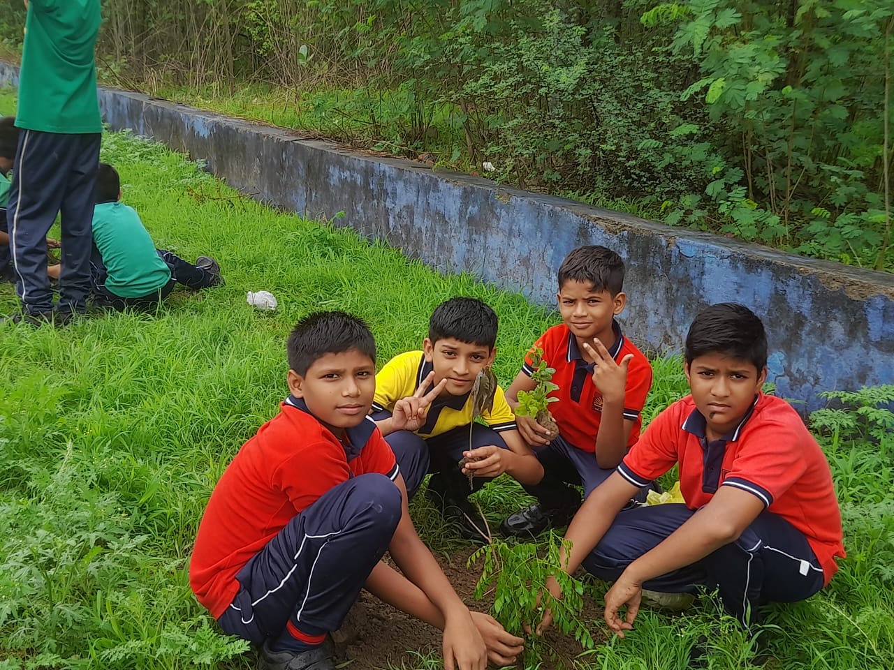 Plantation Program in Vidyalaya